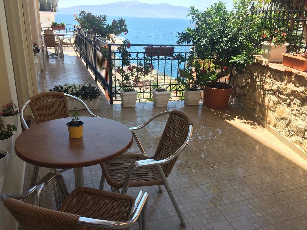 Berti Apartments Sarande Exterior photo