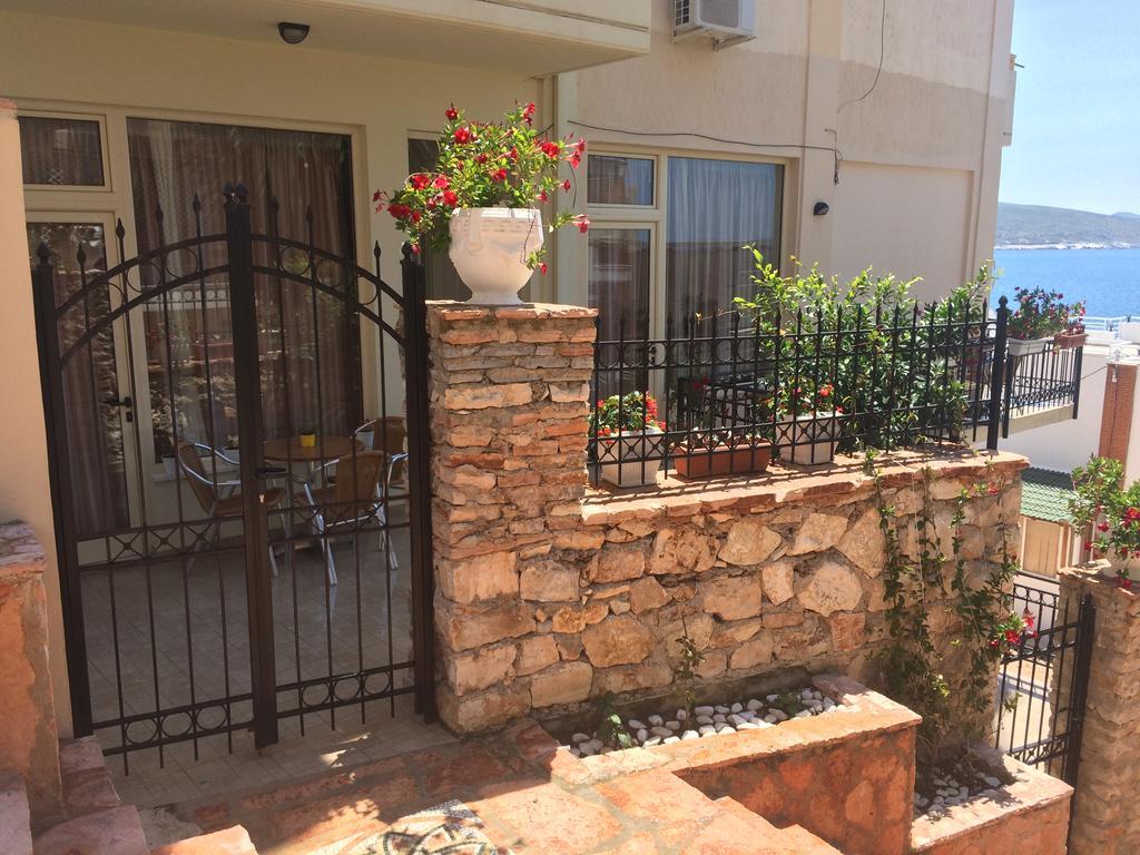 Berti Apartments Sarande Exterior photo
