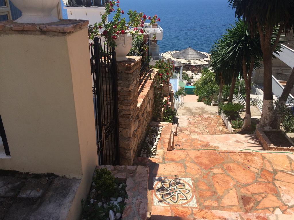 Berti Apartments Sarande Exterior photo
